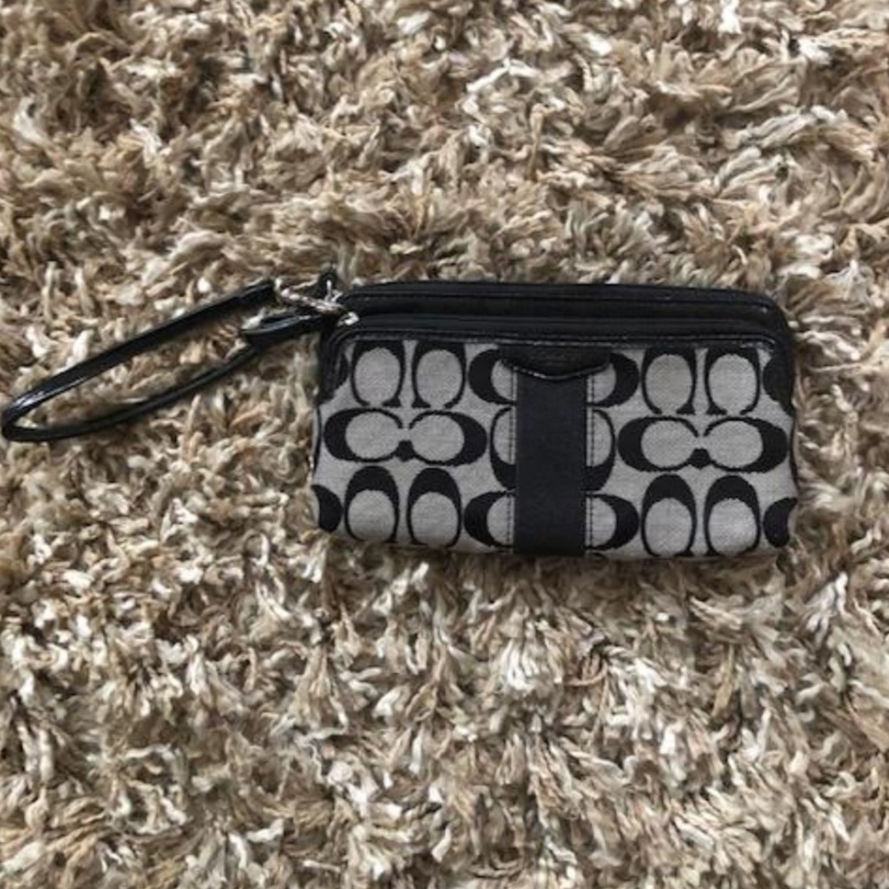 Black & Gray Double Zipper Canvas Wristlet